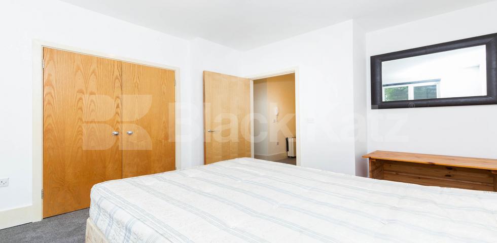 			1 Bedroom, 1 bath, 1 reception Apartment			 Celandine Drive, Dalston / Haggerston